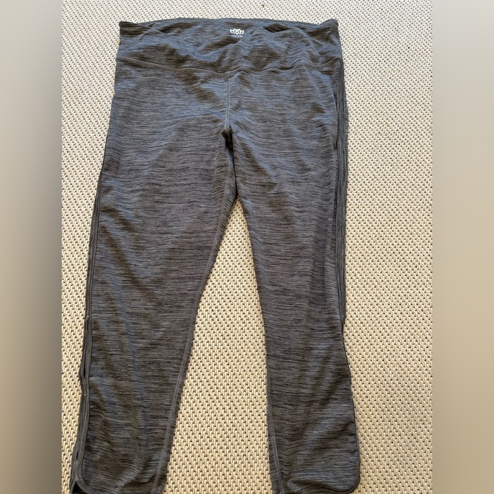 Maurices Charcoal InMotion Leggings with cutouts on lower leg. Size 2 - Picture 1 of 8